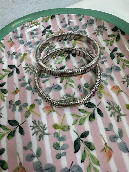 Set of 2 Silver Bangle Bracelets