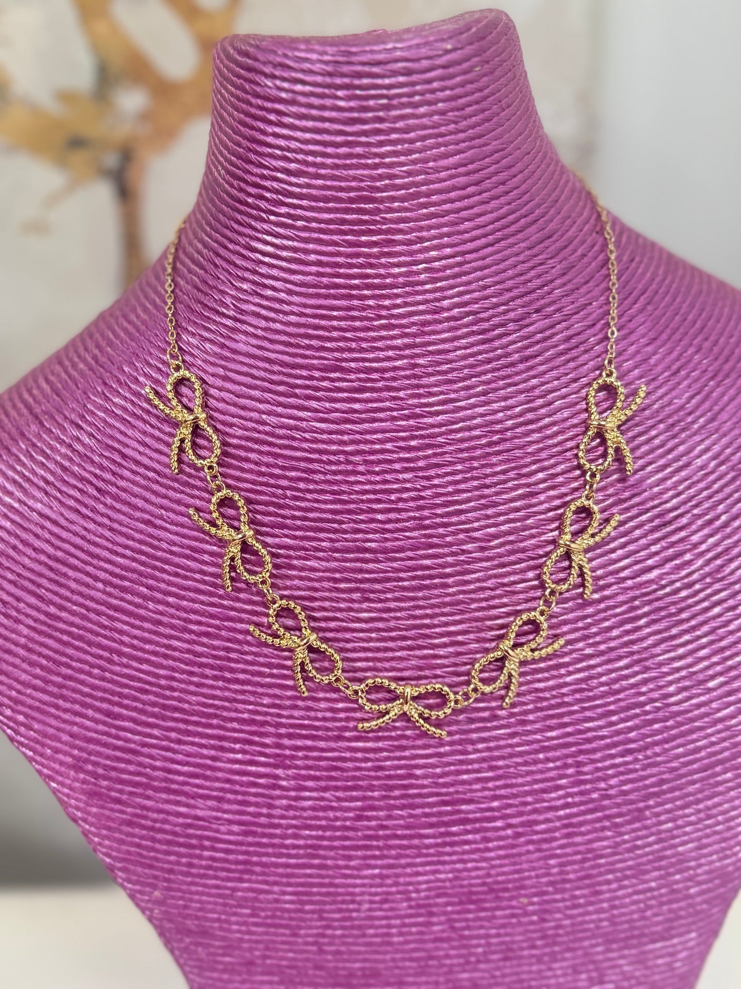 Solid Bow Gold Necklace