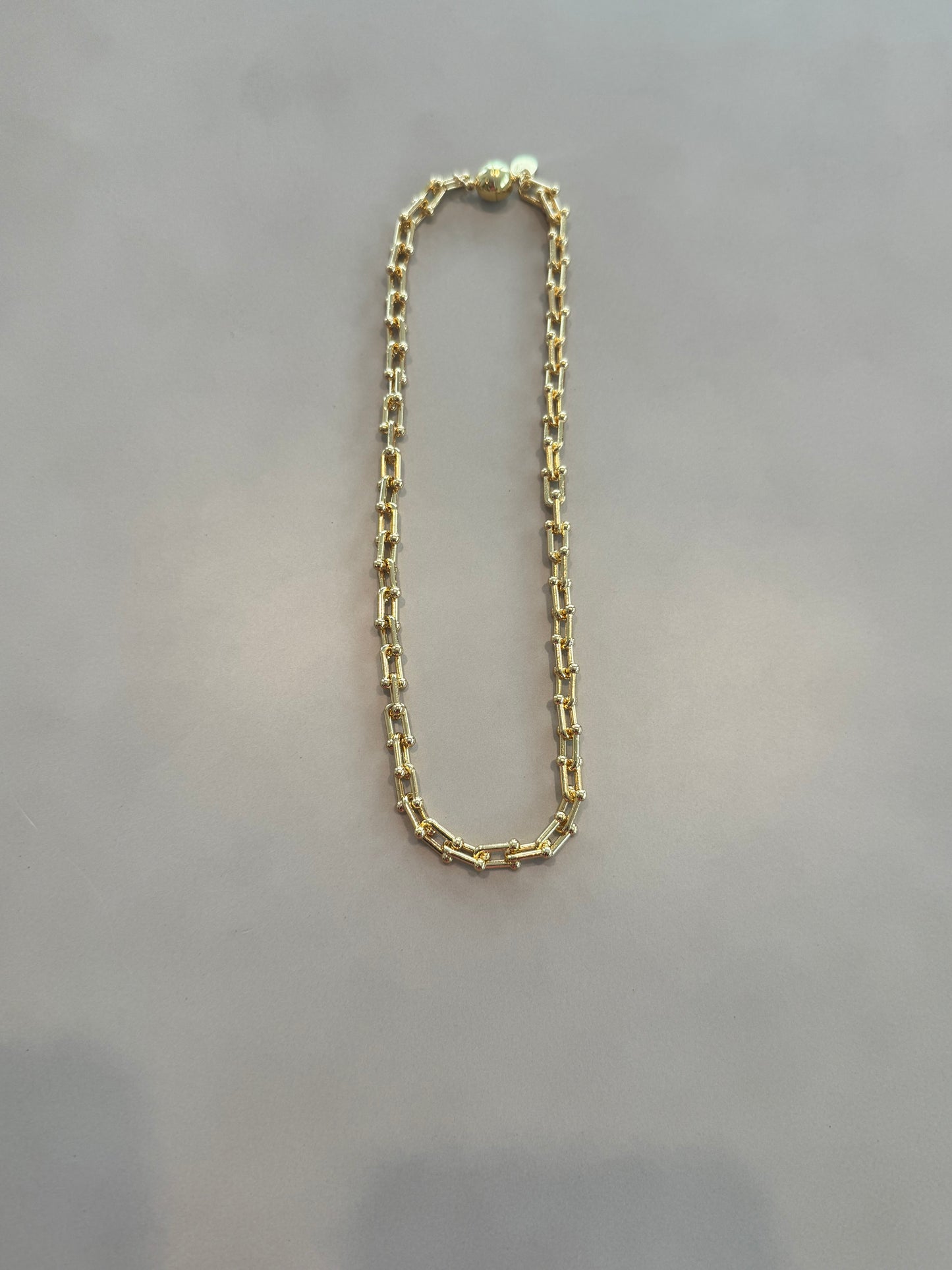 16” Gold Small Horsebit Magnetic Necklace