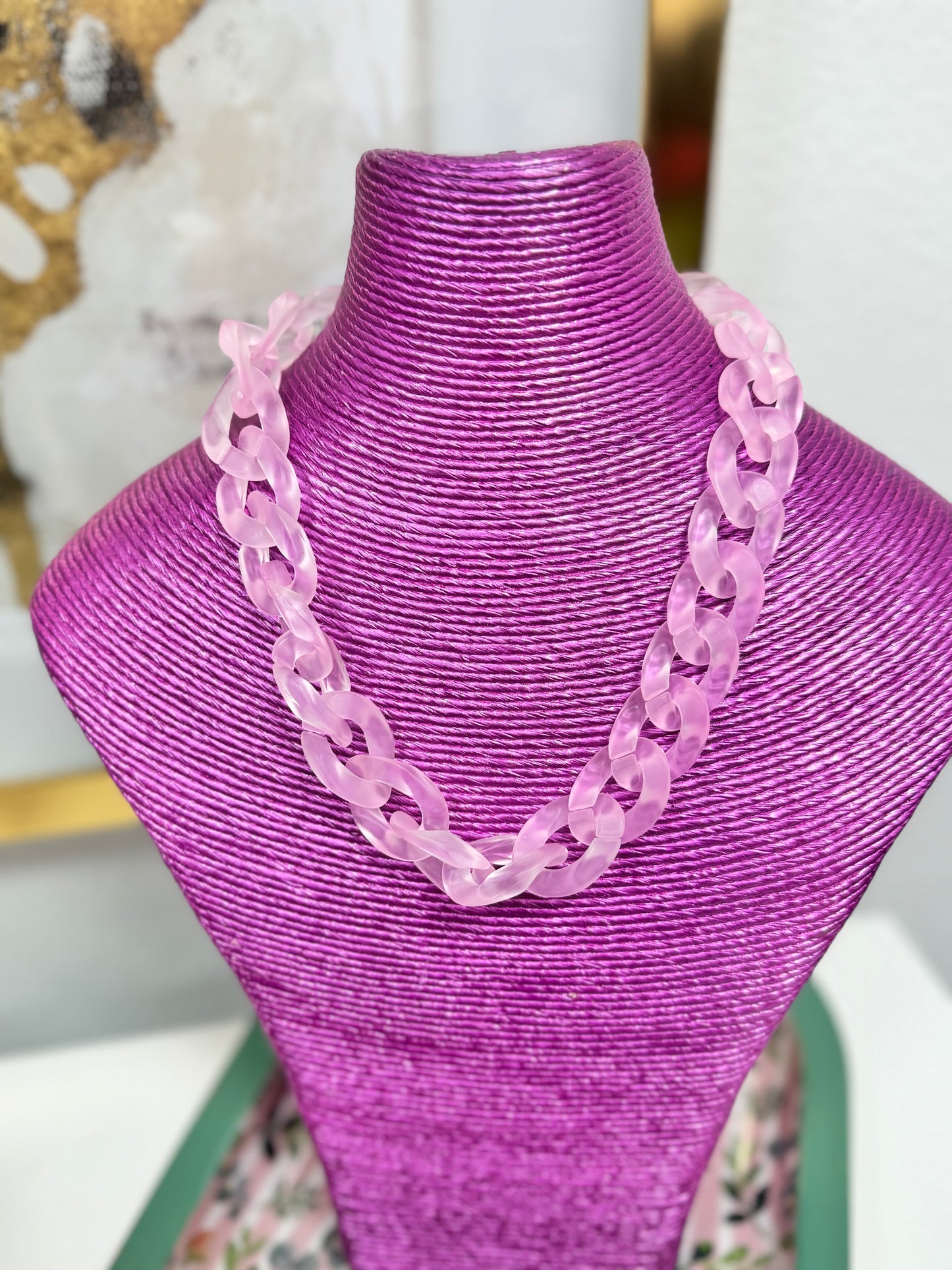 Acrylic Link Necklace (3 colors!)